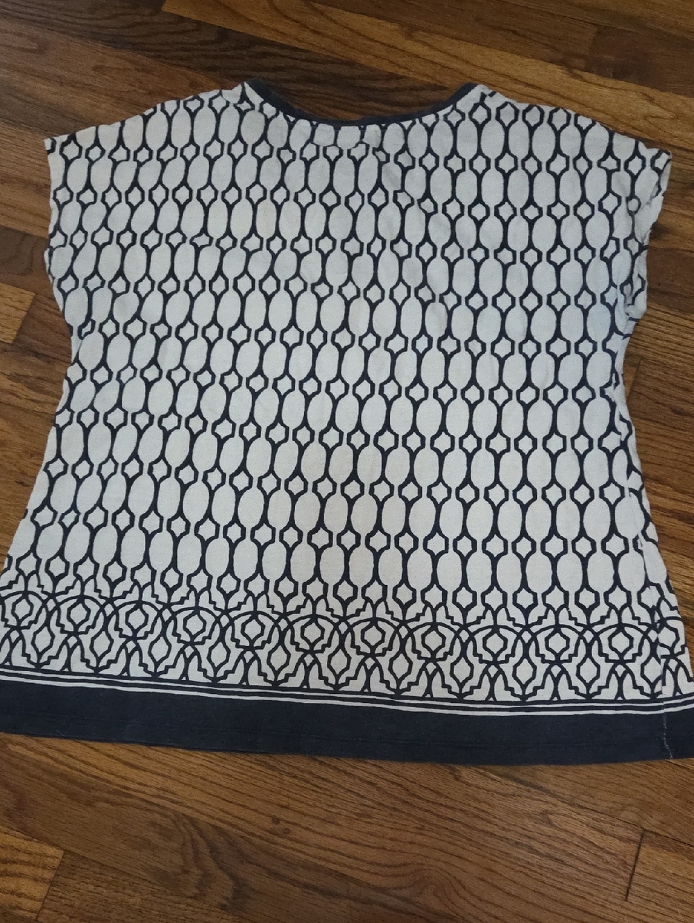 Chico's 2 Top Bundle Size 2 - Picture 10 of 10